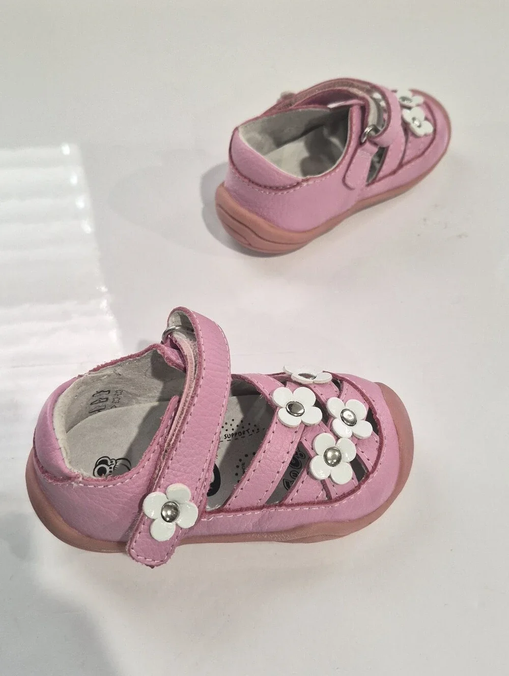 pediped Pink Toddler Mary Jane Shoes with White Flower Accents Size 4-4.5 US